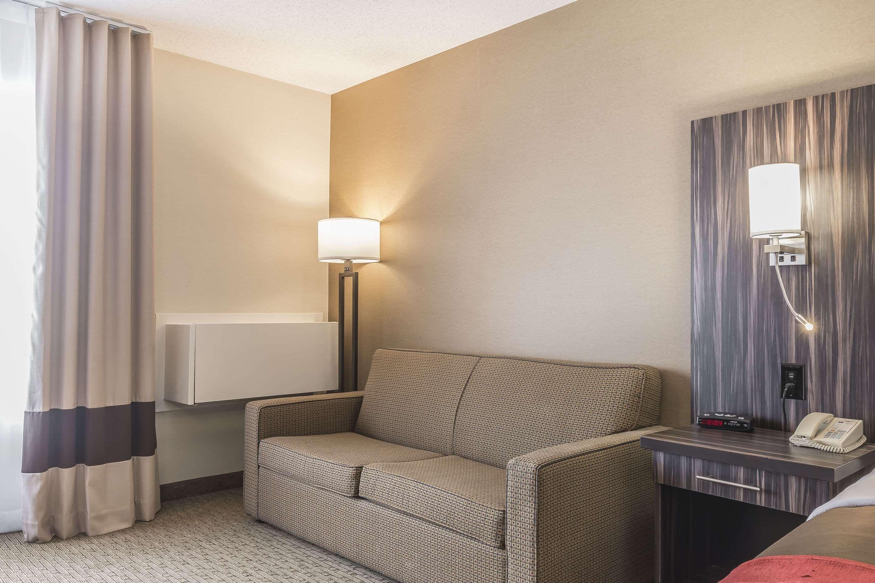 Comfort Inn Trenton Bagian luar foto