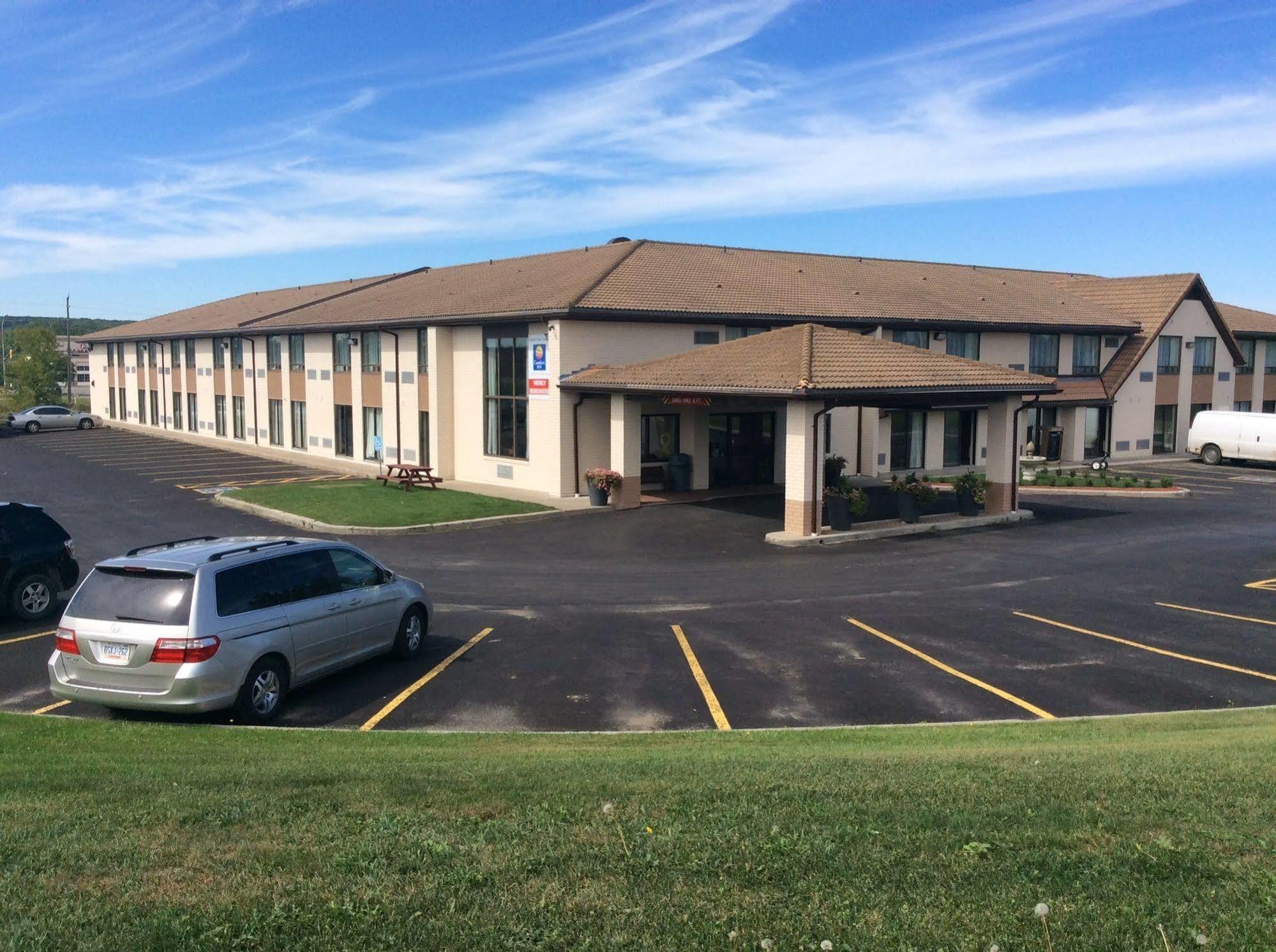 Comfort Inn Trenton Bagian luar foto